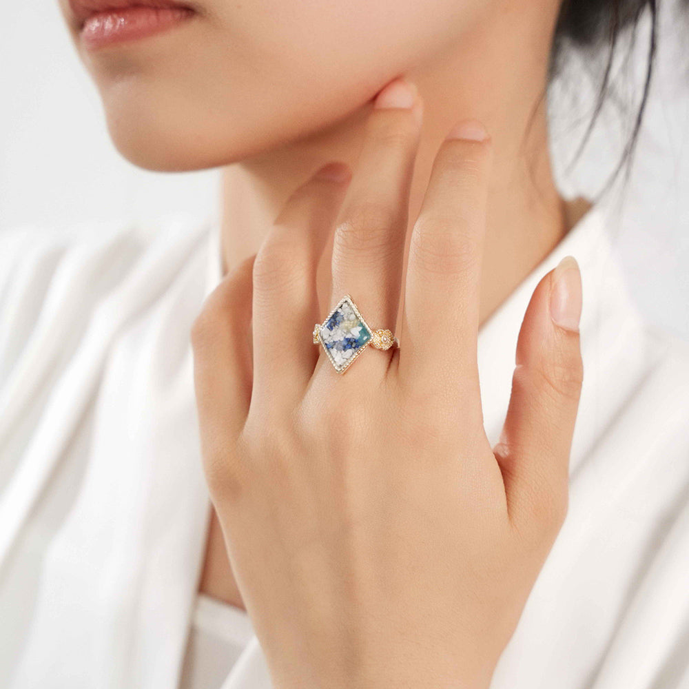 Color Stone Inlay Blue & White Diamond-Shaped Adjustable Ring