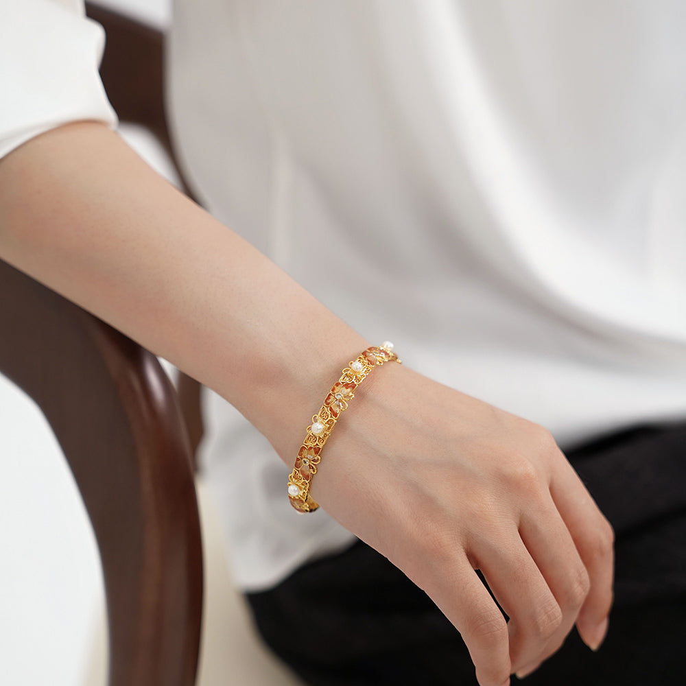 Color Stone Inlay Heavy-duty Pearl Bracelet – Openwork Peach Blossom Design