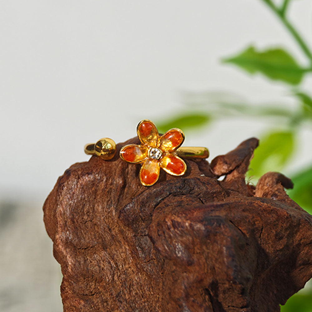 Colored Stone Inlay Red Prosperity Daisy Ring