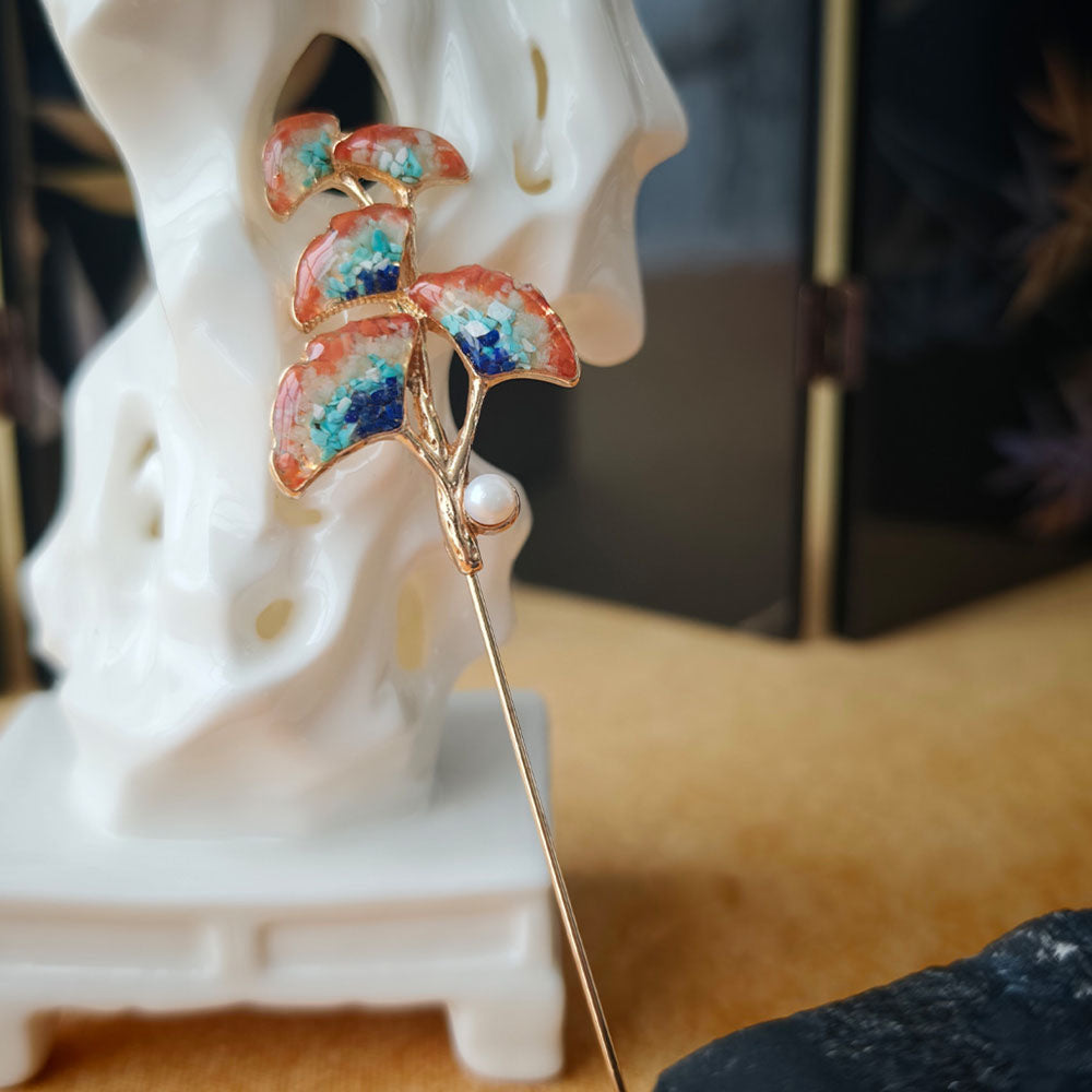 Gem Inlay Dunhuang-Colored Pearl Ginkgo Leaf Brooch