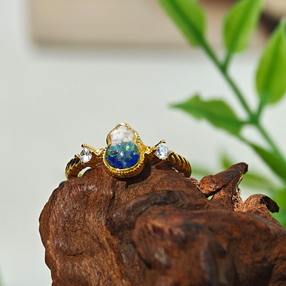 Color Stone Inlay Ring – Gourd, Blue-and-White