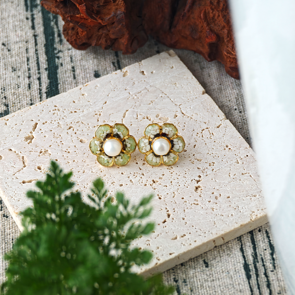Color Stone Inlay Earrings – Huacheng Yupin Dunhuang Baoxiang Flower