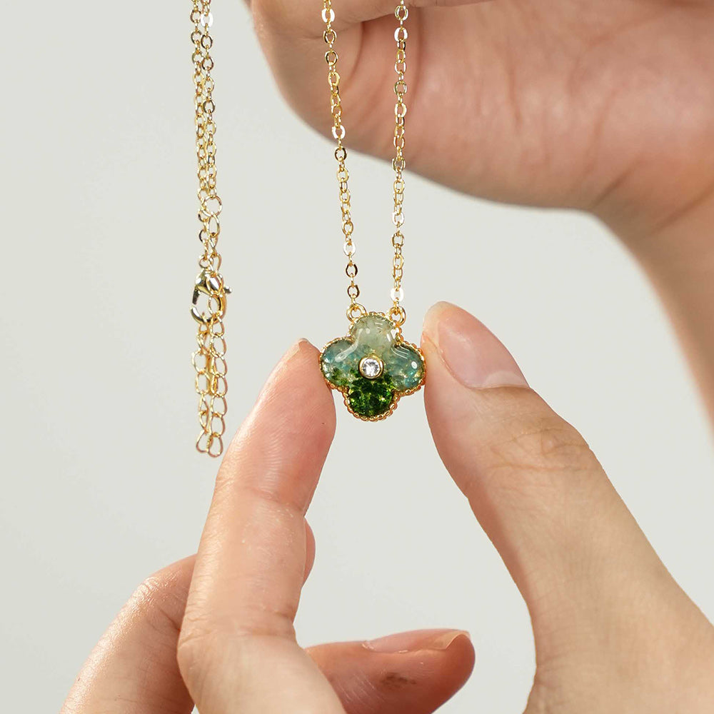 Double-Sided Clover Necklace – Verdant Green