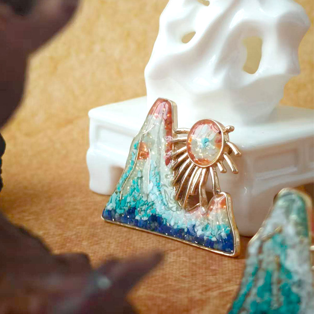 Dunhuang-Colored Rising Sun East Brooch Inlaid with Colored Stones