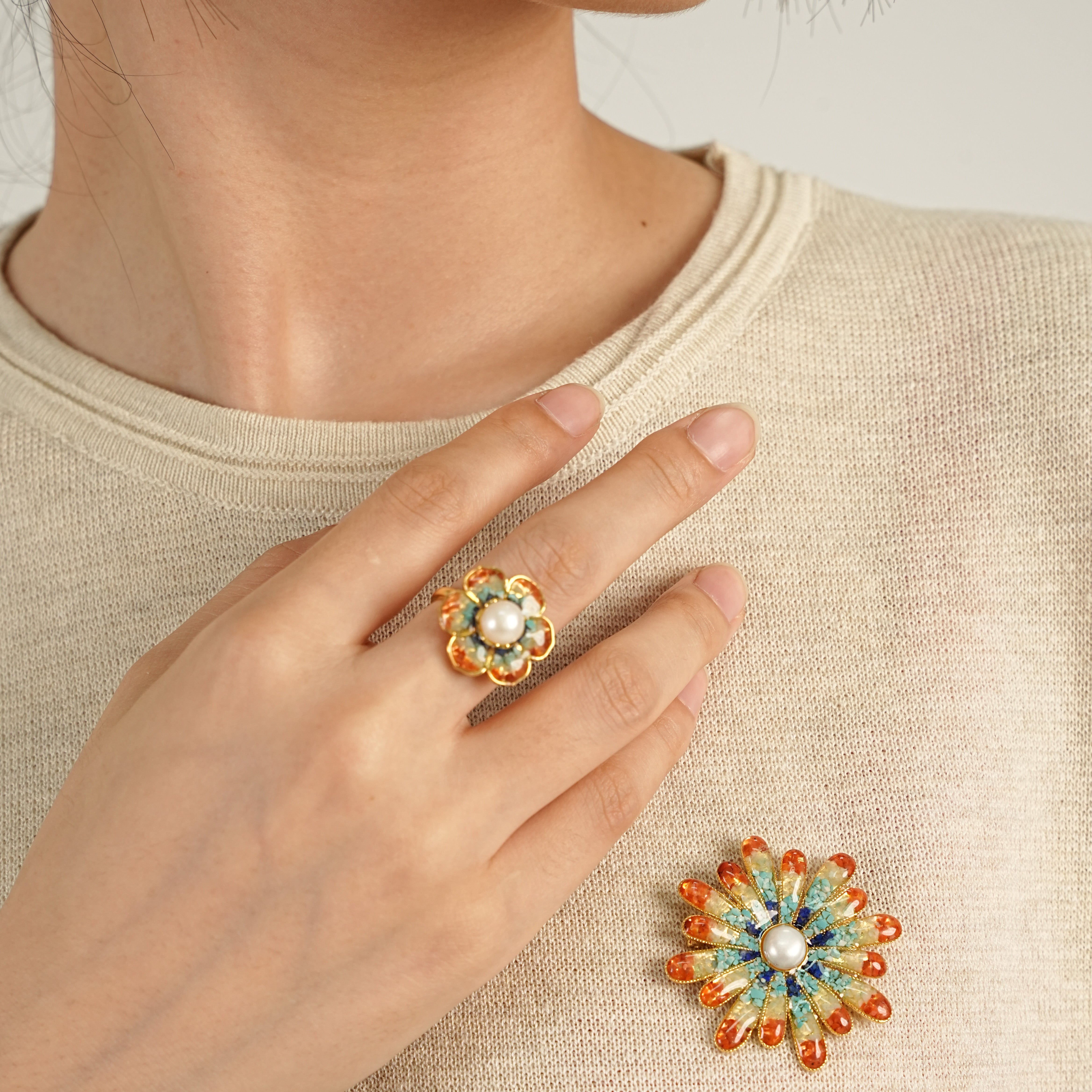 Sunlit Blossom Brooch + Baoxiang Flower Ring Set