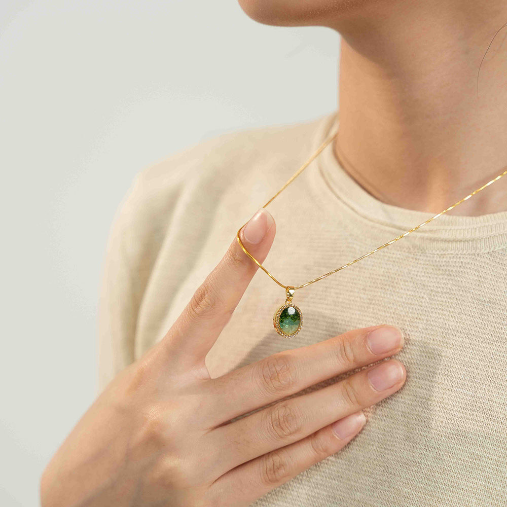 Color Stone Inlay Necklace – Round Bean, Emerald Green