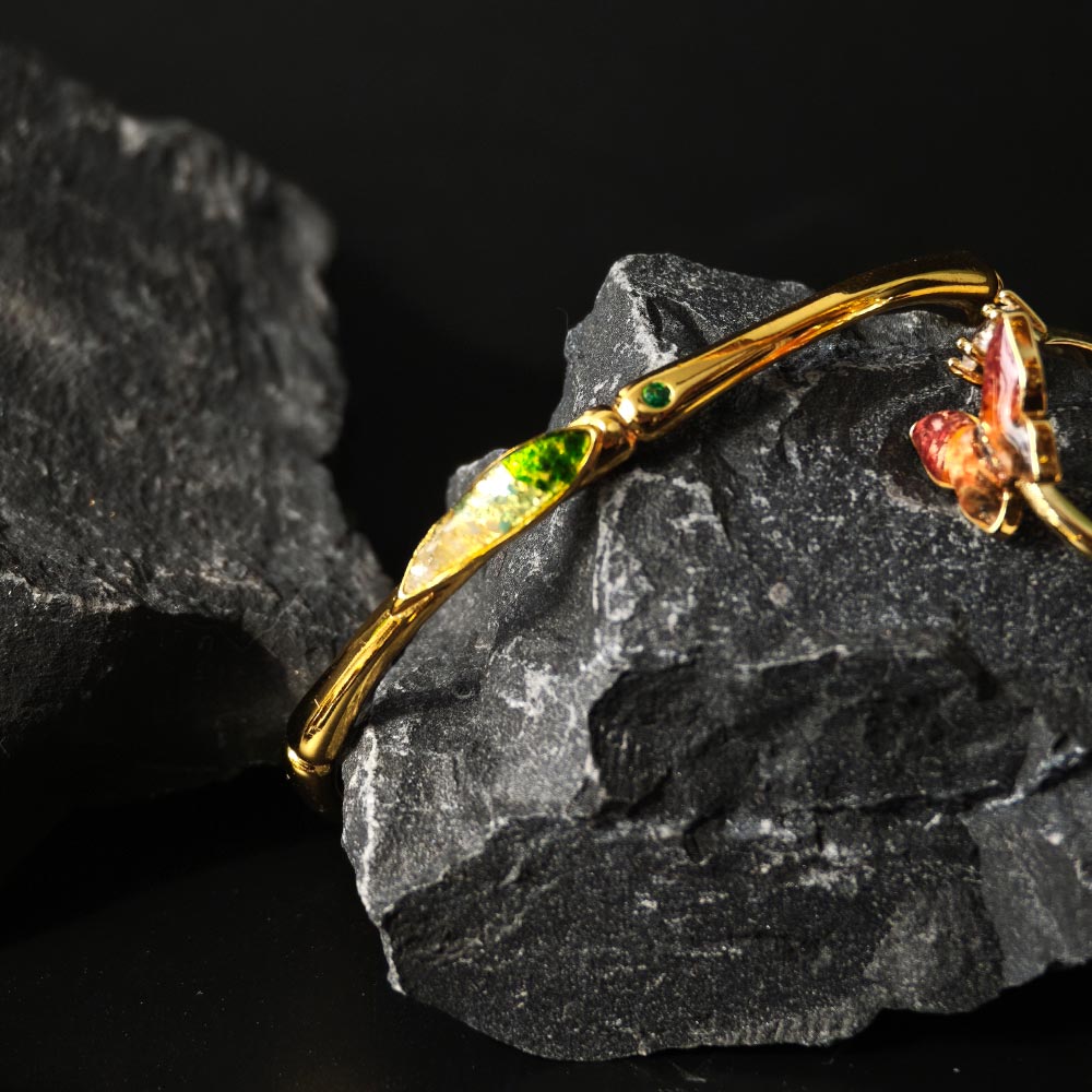 Emerald Gradient Bamboo Leaf Design Color Stone Inlay Bracelet