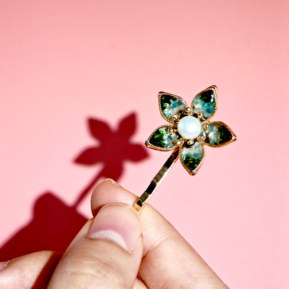 Jadeite Green Five-Star Flower Hairpin with Colored Stone Inlay
