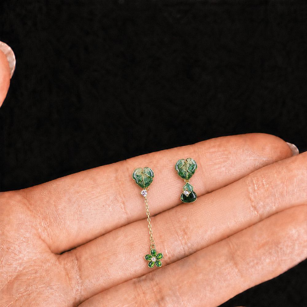 Jade Green Asymmetrical Gourd Flower Stone Inlay Earrings