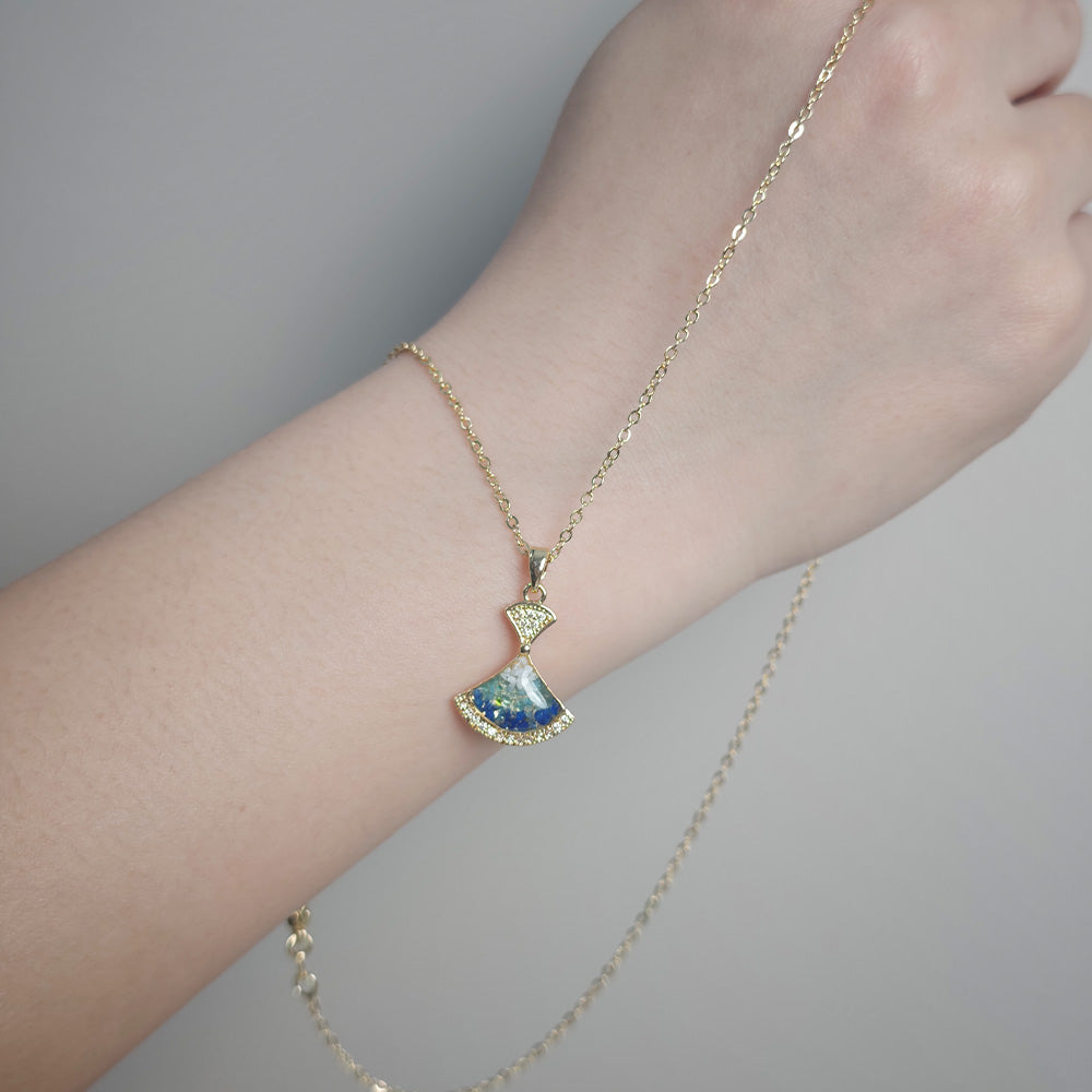 Color Stone Inlay Necklace – Bell B, Blue & White Style