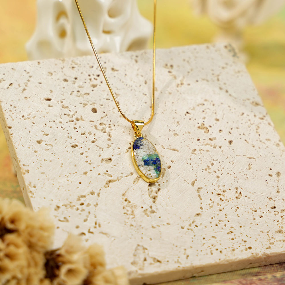 Color Stone Inlay Oval Necklace – Blue & White Style