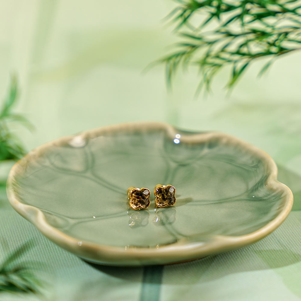 Color Stone Inlay Studs – Mini Clover, Black Obsidian