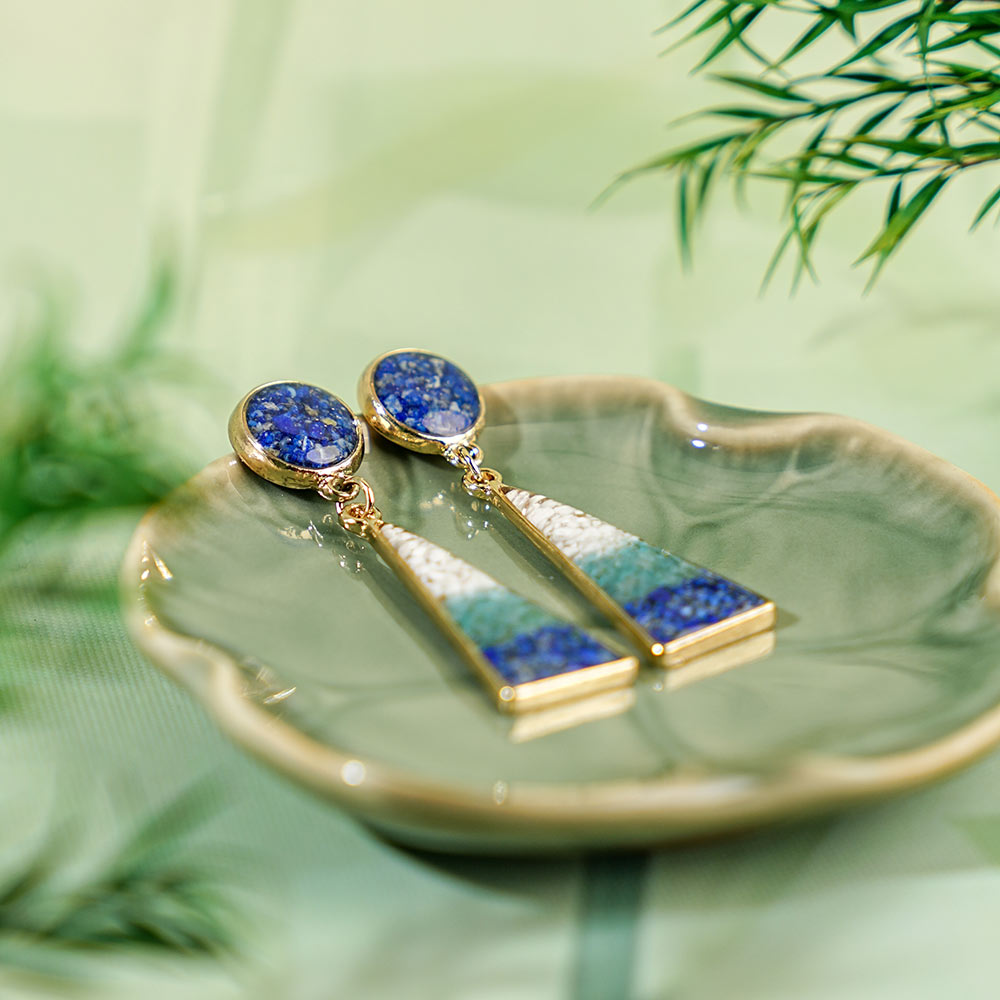 Colorful Stone Inlaid Geometric Earrings, Blue-White Round Triangle