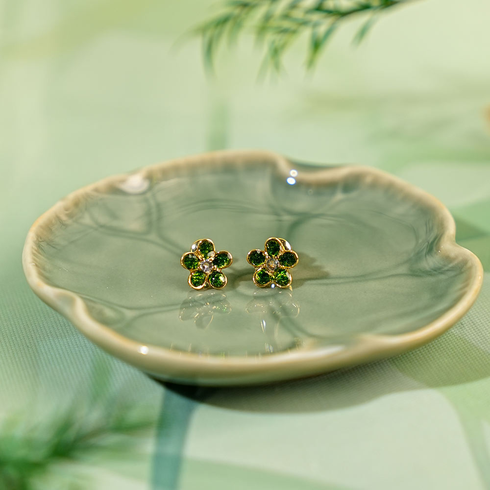 Colored Stone Inlaid Five-Petal Flower Emerald Green Earrings