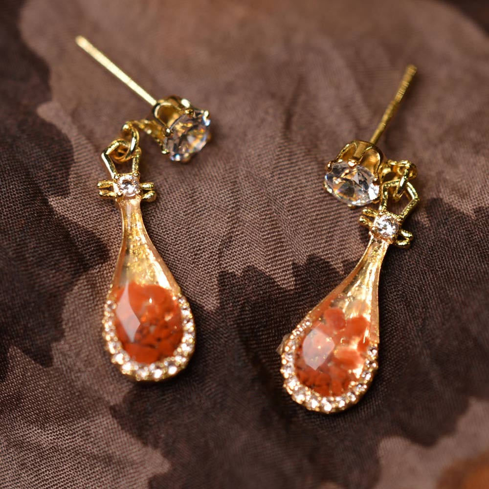 Color Stone Inlay Studs – Pipa Lute, Vibrant Red