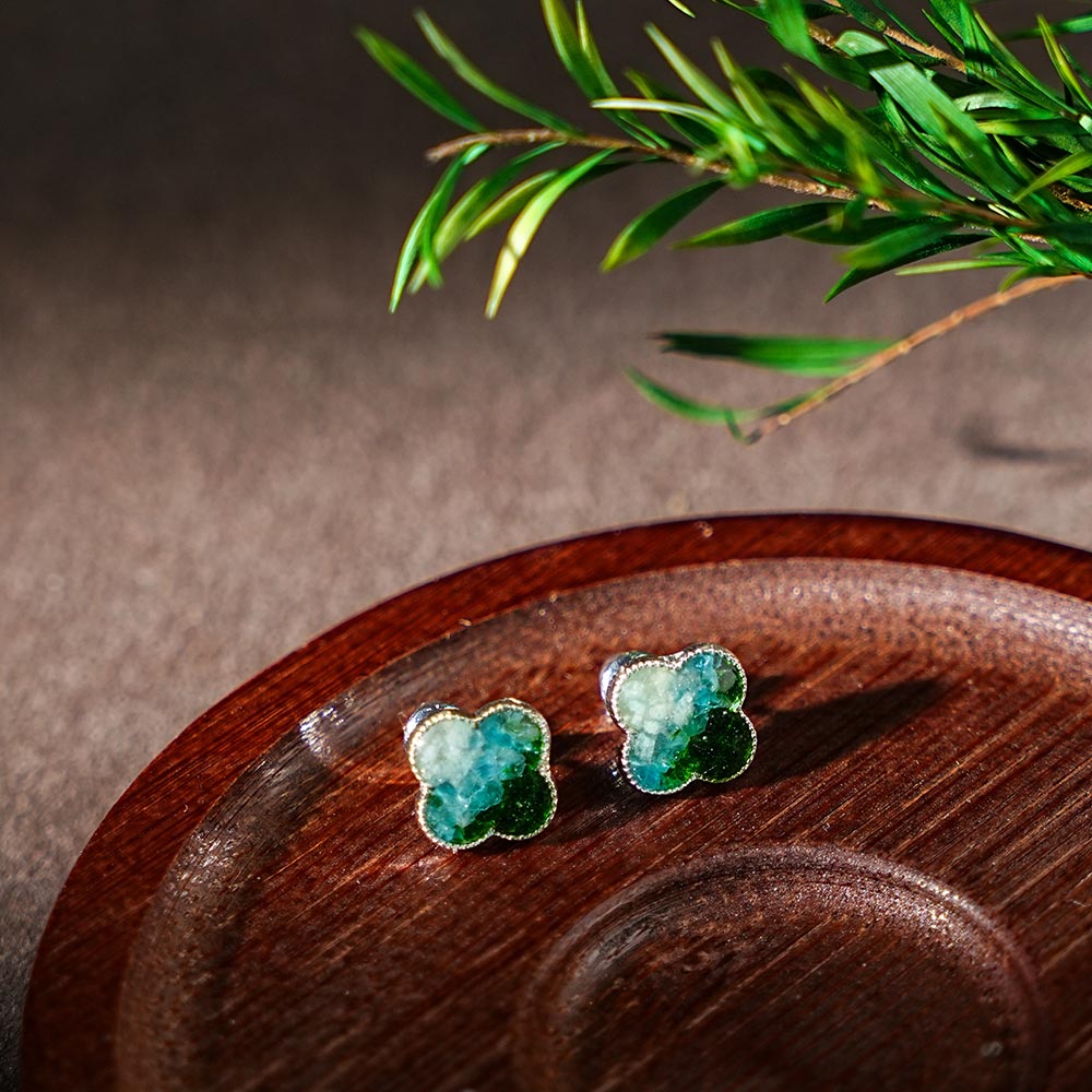 Color Stone Inlay Silver Four-Leaf Clover Stud Earrings – Jade Green Series