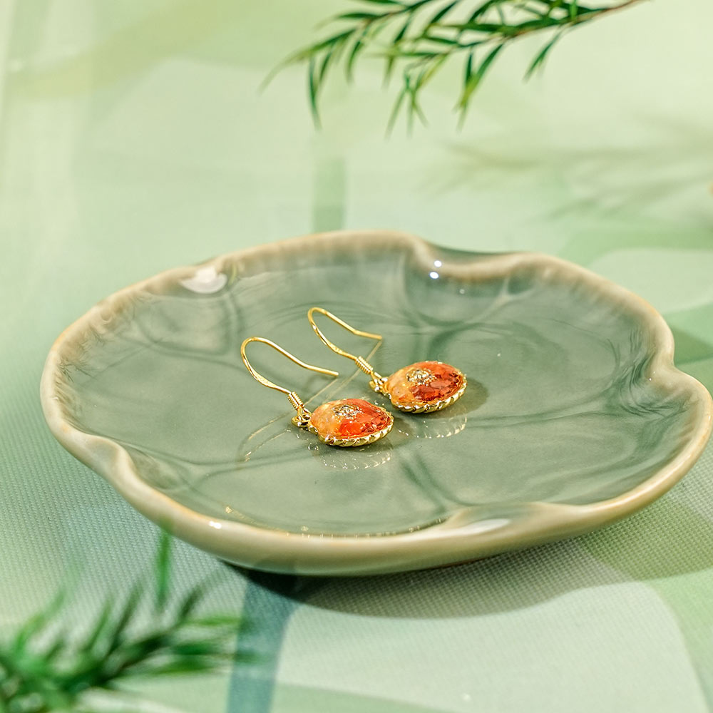 Red Stone Inlay Shell Earrings