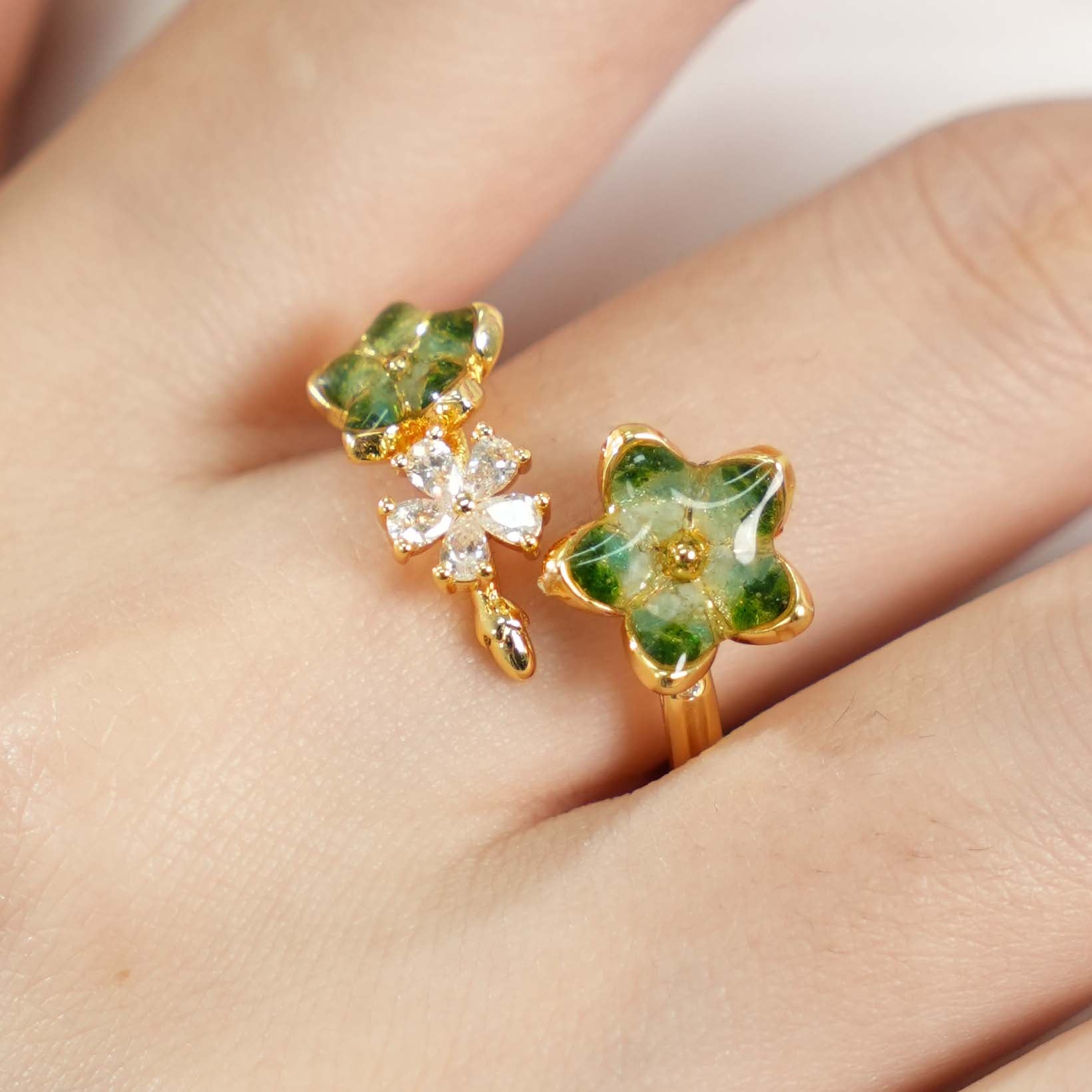 Colored Stone Inlaid Jade Green Peach Blossom Ring