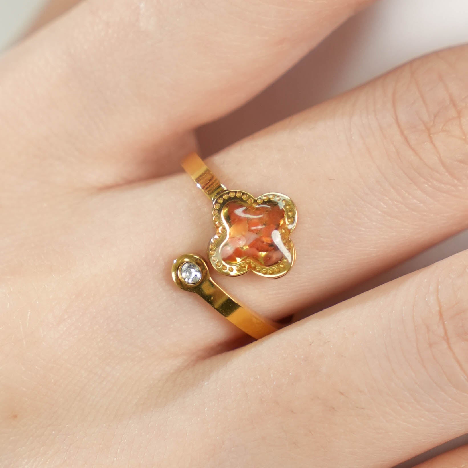 Color Stone Inlay Four-Leaf Clover Ring with Crystals – Red & Prosperous Series