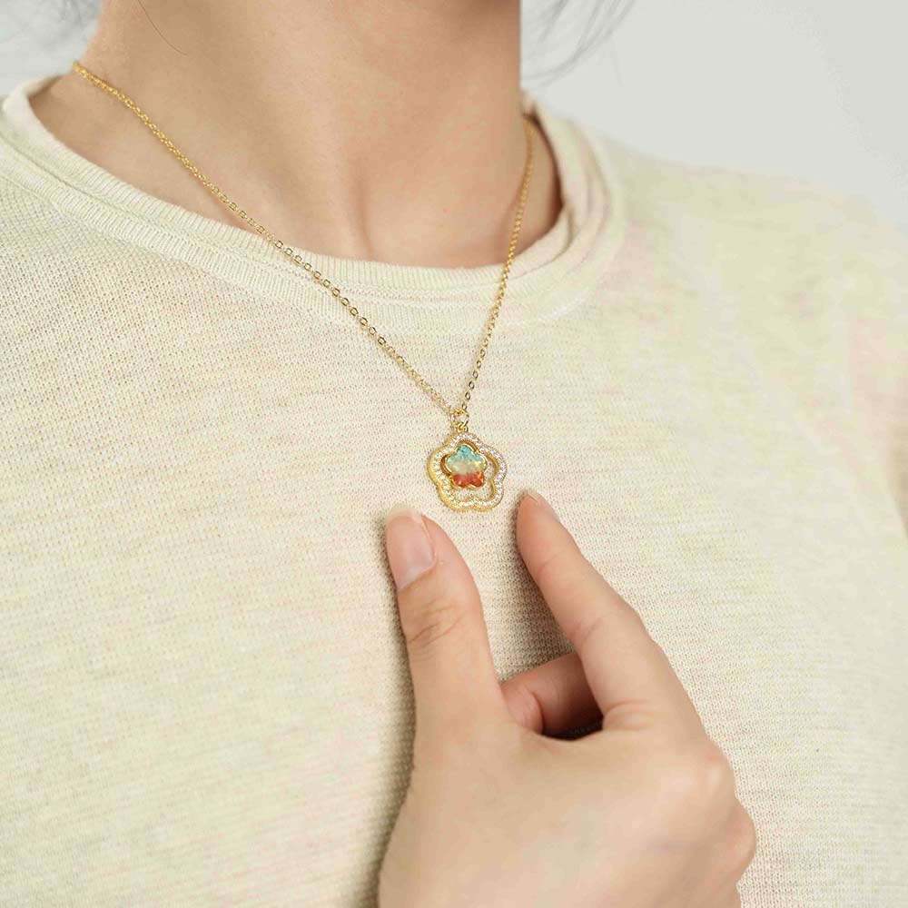 Color Stone Inlay Dunhuang Hollow Plum Blossom Necklace