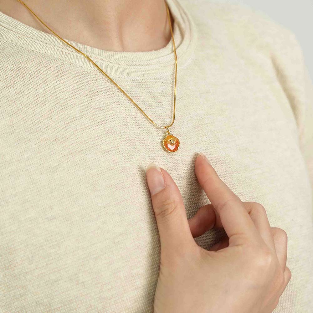 Color Stone Inlay Necklace Shell Blazing Red Collection
