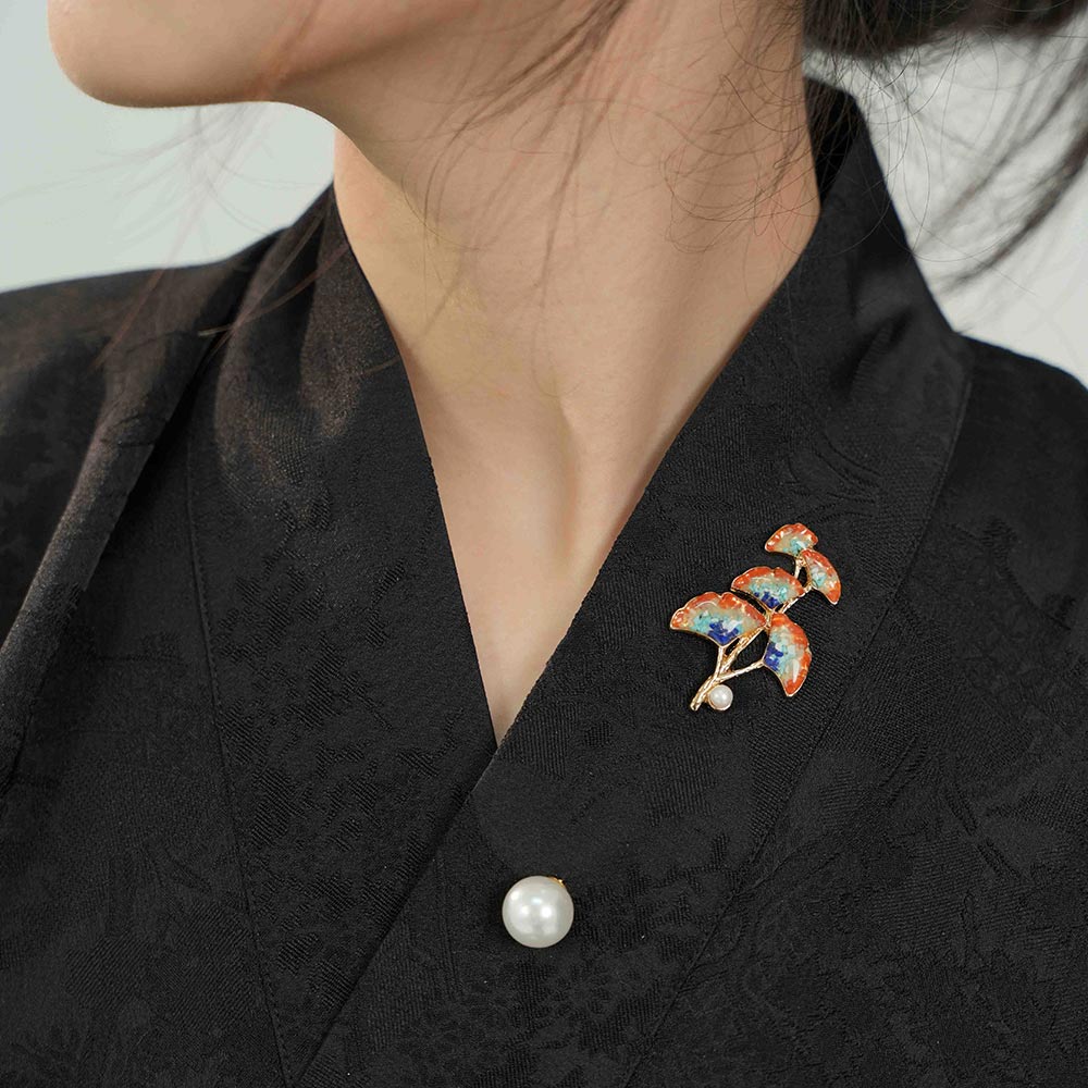 Gem Inlay Dunhuang-Colored Pearl Ginkgo Leaf Brooch