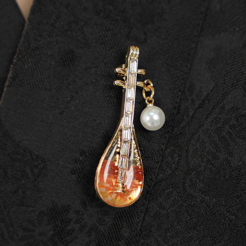 Color Stone Inlay Brooch – Pipa, Prosperous Red Series