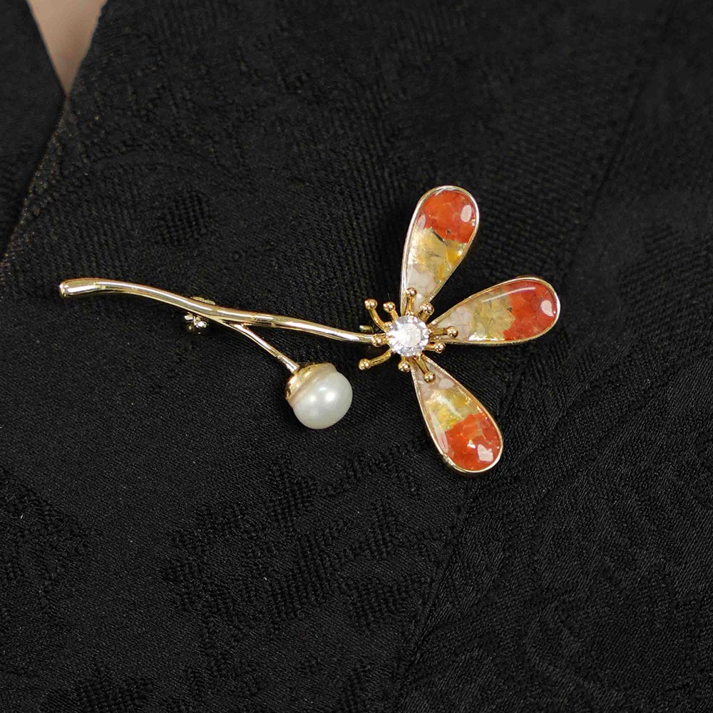 Color Stone Inlay Clover Brooch – Prosperous Red