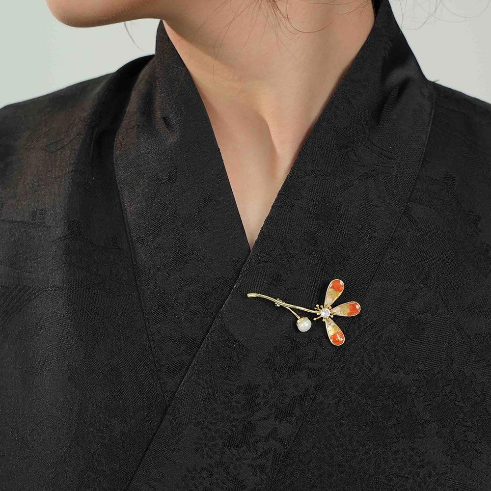 Color Stone Inlay Clover Brooch – Prosperous Red