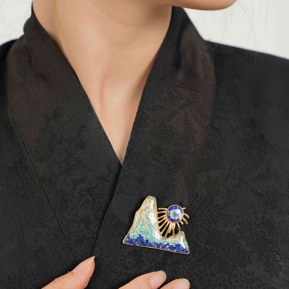Dunhuang-Colored Rising Sun East Brooch Inlaid with Colored Stones