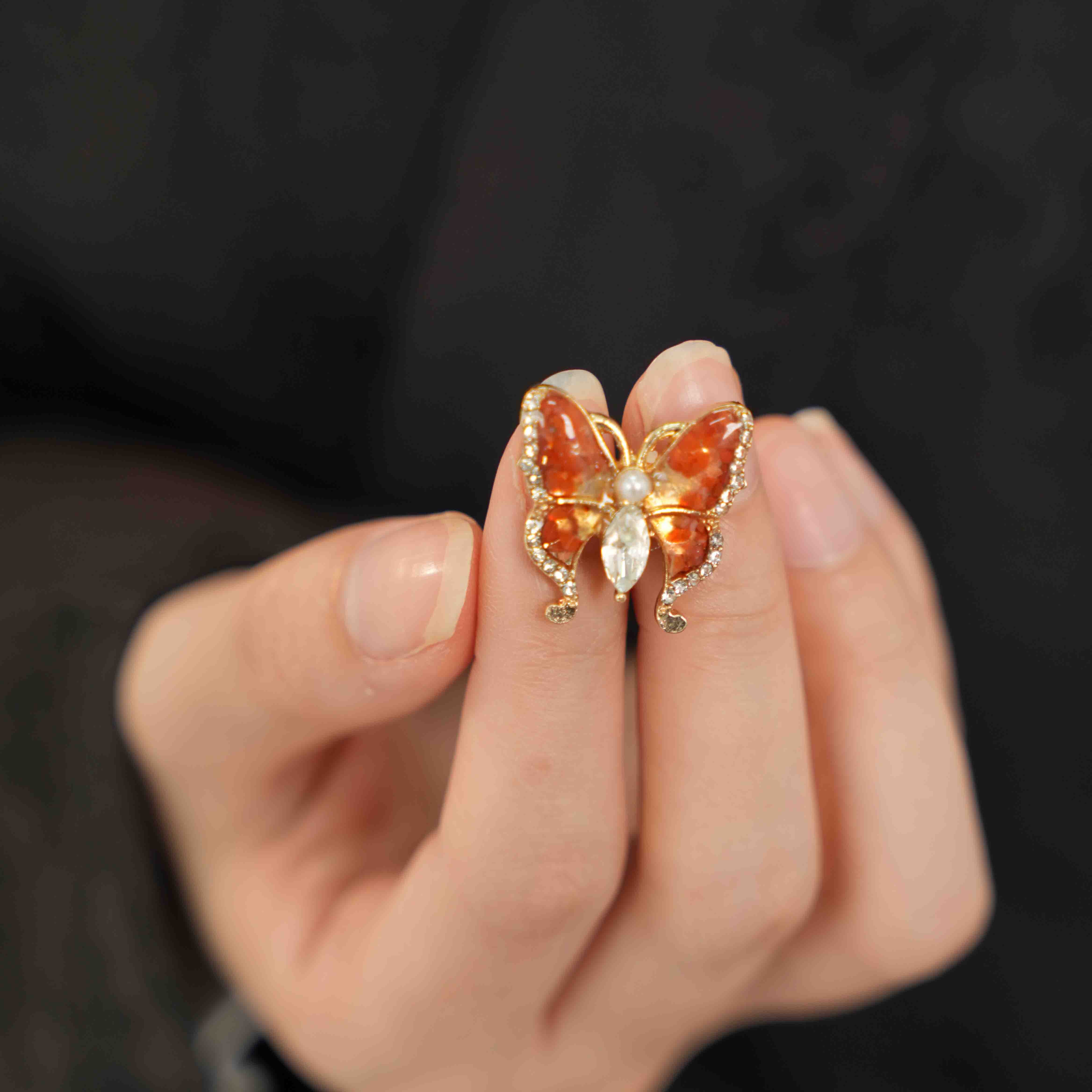 Colored Stone Inlay Butterfly Brooch with Tiny Pearls – Prosperous Red Series