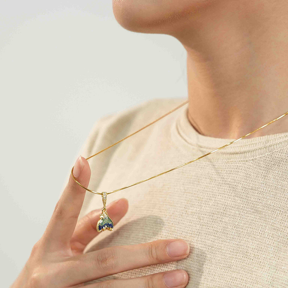 Color Stone Inlaid Emerald Green Fishtail Necklace