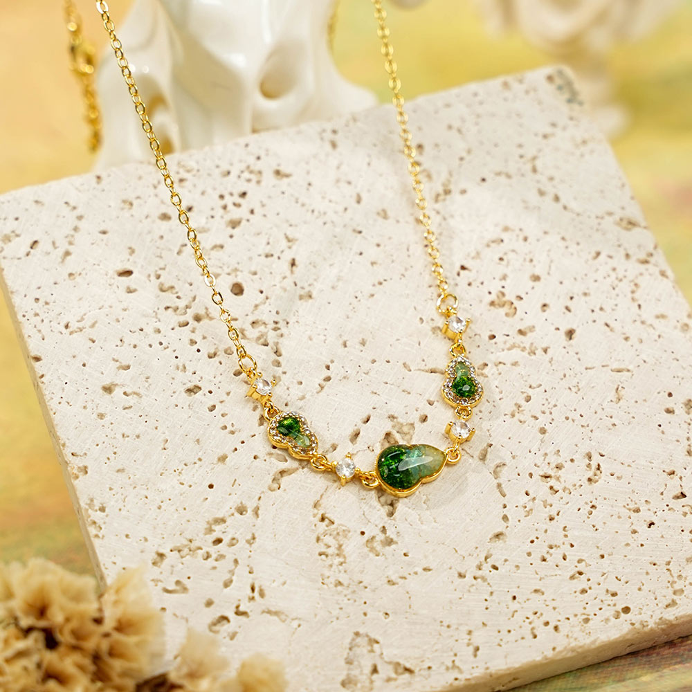 Color Stone Inlay Necklace – Gourd B, Jade Green