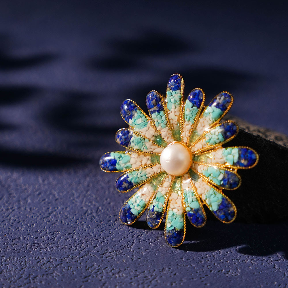 Lapis Chrysanthemum Brooch – Blue & White Porcelain
