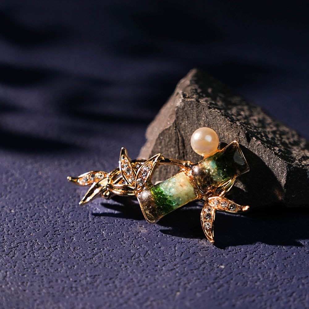 Green Bamboo Joint Brooch
