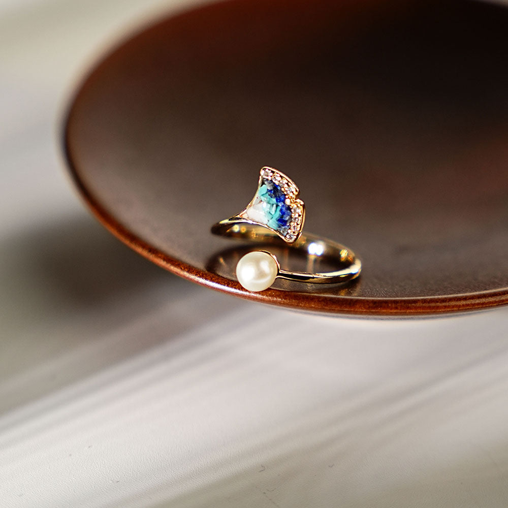 Ring – Ginkgo Leaf & Pearl, Blue-and-White