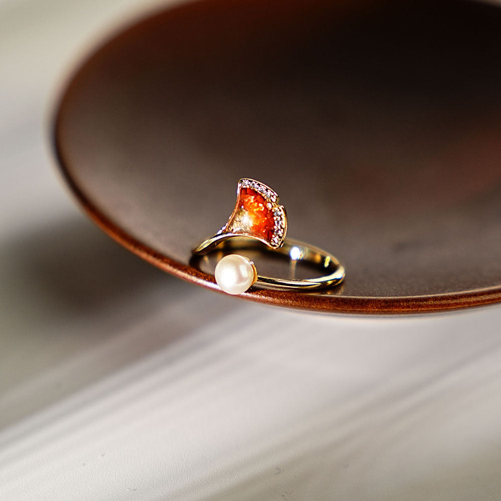 Prosperous Red Ginkgo Leaf Pearl Ring
