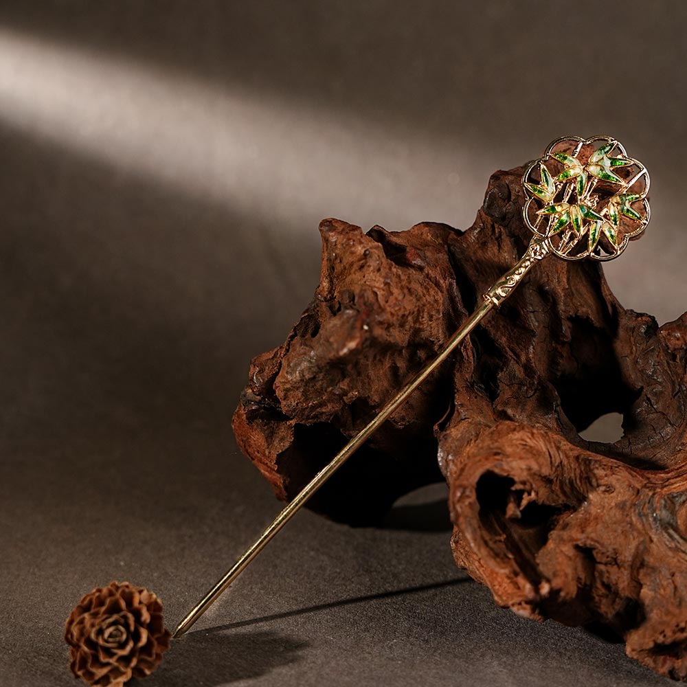 Jadeite Green Color Variation: Openwork Bamboo Hairpin