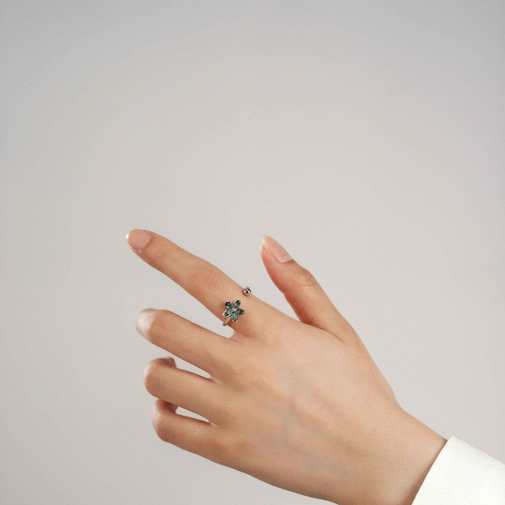 Color Stone Inlay Ring – Emerald Daisy, Silver