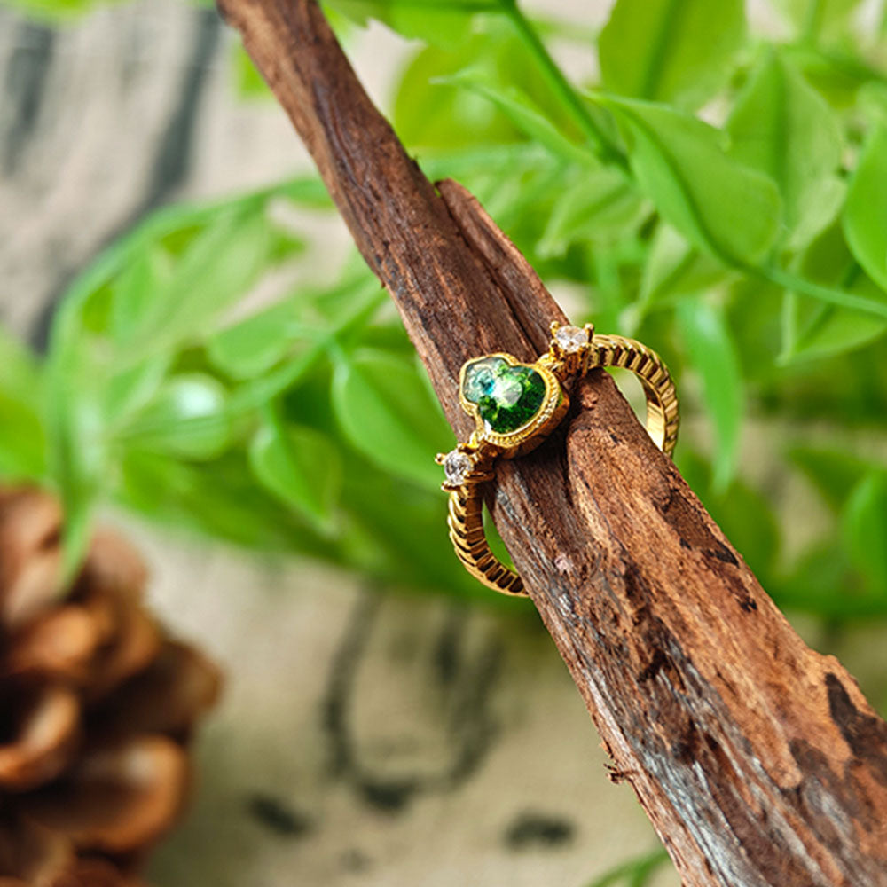 Jadeite Green Gourd Ring Inlaid with Colored Stones