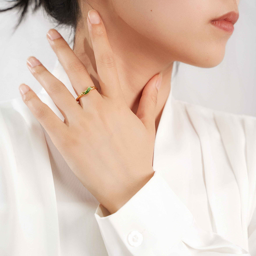 Colored Stone Inlaid Emerald Green Gradient Bamboo Leaf Ring