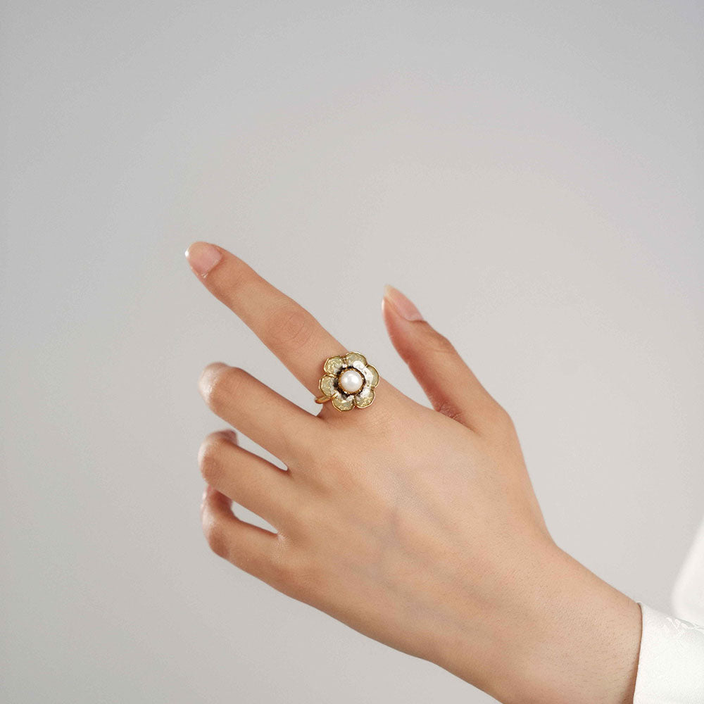 Colored Stone Inlaid Dunhuang Baoxiang Flower Blue Ring