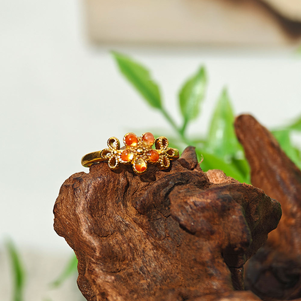 Colored Stone Inlaid Five-Petal Flower Ring - Red & Prosperous Series
