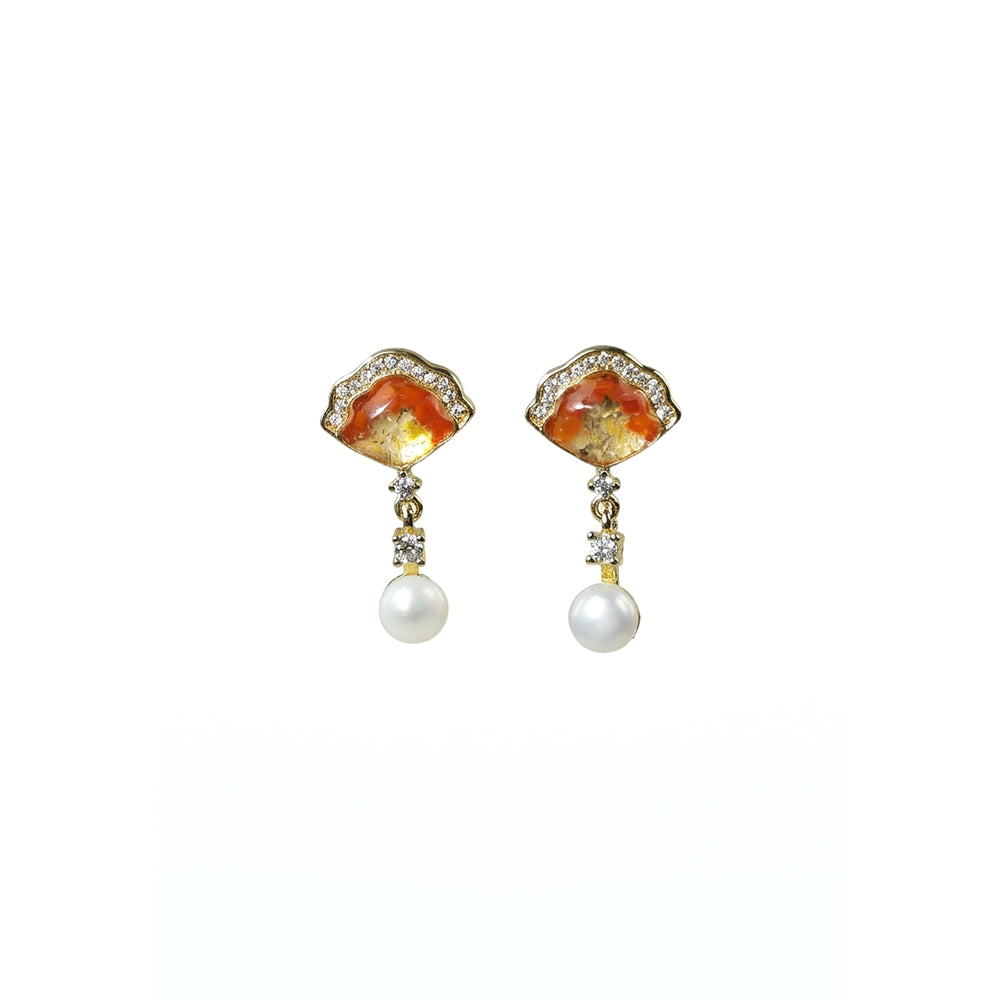 Elegant Red Pearl Fan-Shaped Stud Earrings