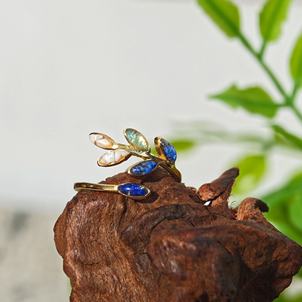 Color Stone Inlay Adjustable Ring – Olive Branch, Blue-and-White