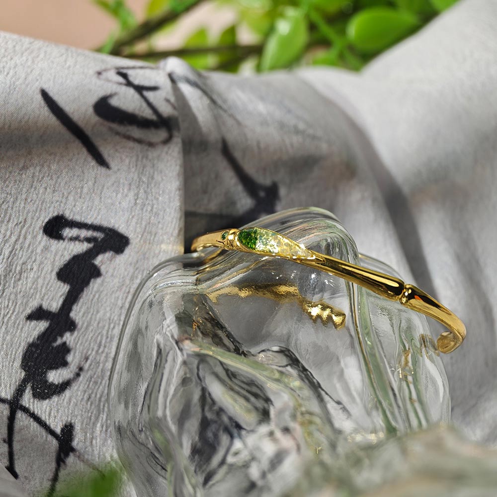 Emerald Gradient Bamboo Leaf Design Color Stone Inlay Bracelet