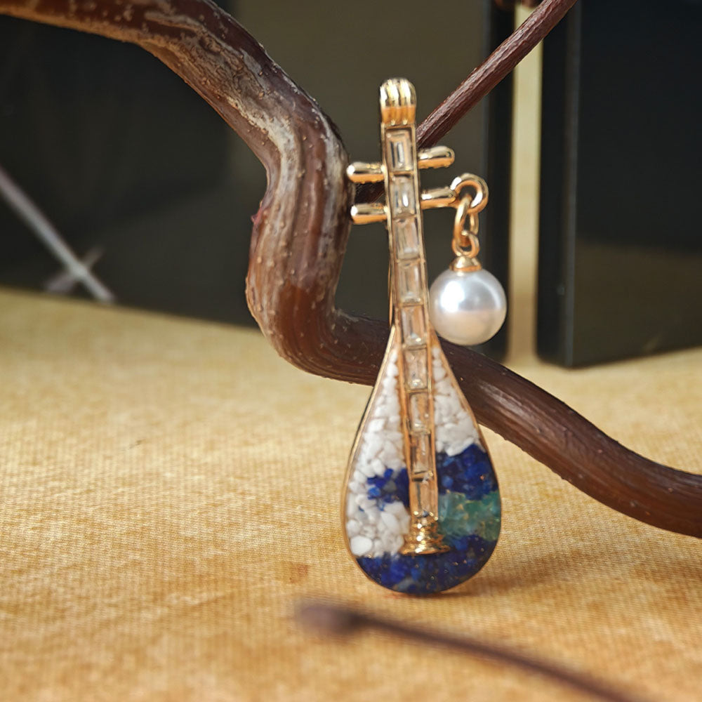 Colored Stone Inlaid Pipa Brooch with Jadeite Green Pearls