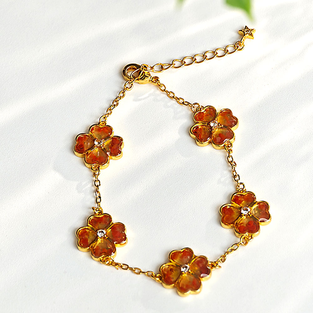 Color Stone Inlay Bracelet – Four-Leaf Clover, Prosperous Red Series