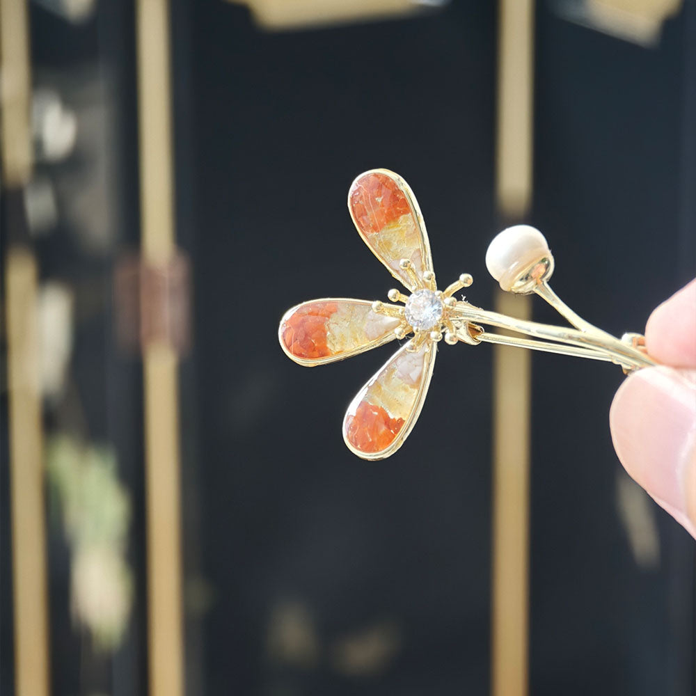 Color Stone Inlay Clover Brooch – Prosperous Red