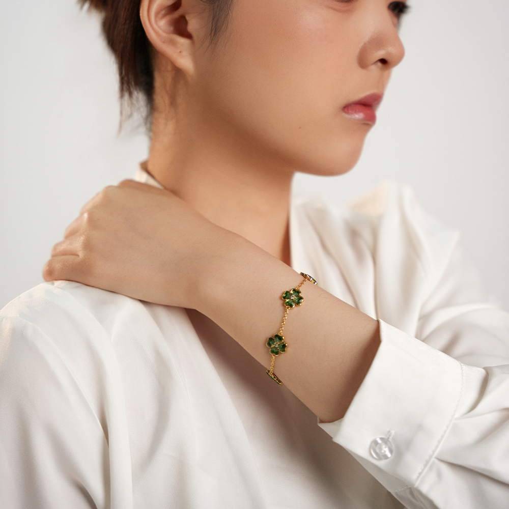 Clover-Shaped Gemstone Inlay Bracelet, Style B: Emerald Green Collection